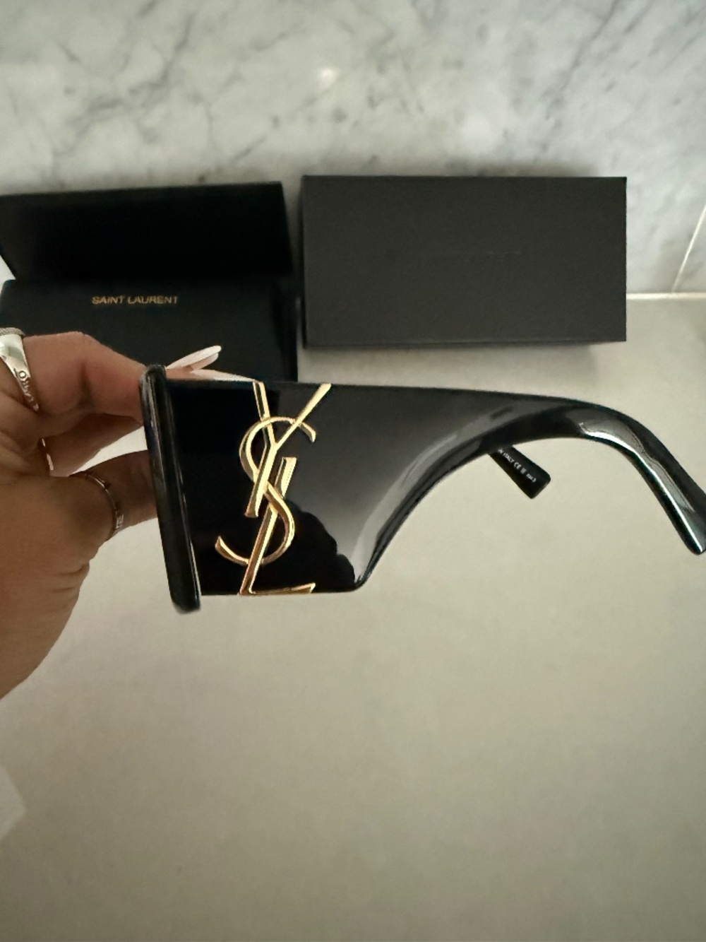 Black Fashion Sunglasses